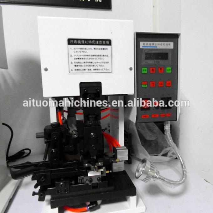 Dépouillement muet ultra-rapide de fil et machine terminale de Crimpping